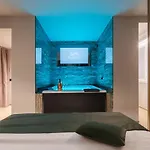 Nocleg ze śniadaniem Aquasuite - Luxury Experience & 4*