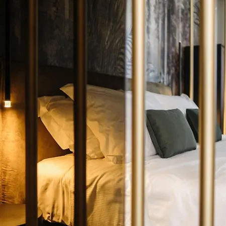 Aquasuite - Luxury Experience & 4* פלרמו