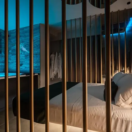 Aquasuite - Luxury Experience &