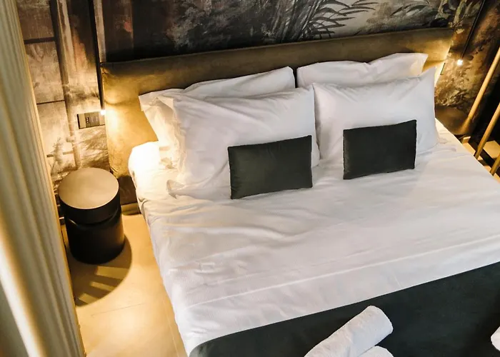 住宿加早餐酒店 Aquasuite - Luxury Experience &